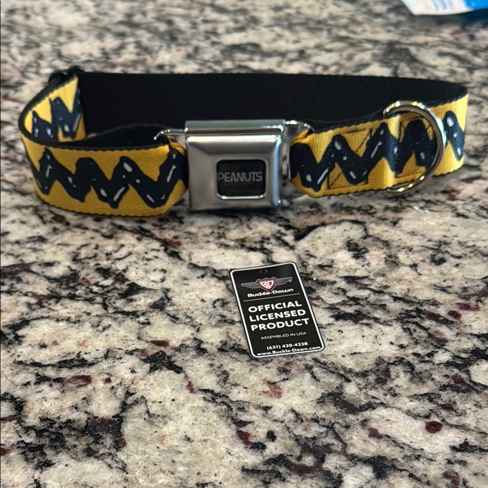 Peanuts Yellow and Black Dog Collar